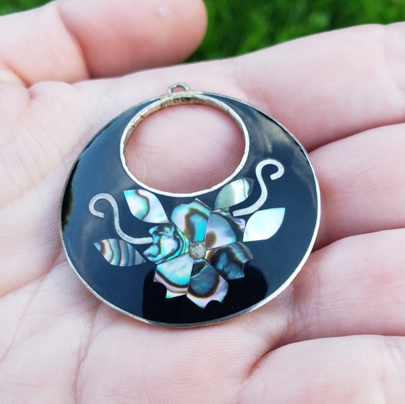 Vintage Abalone Shell Alpaca Silver Floral Pendant - Picture 1 of 4